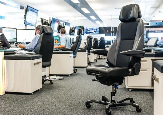 Křesla KAB//Seating pro 24 hodinové provozy